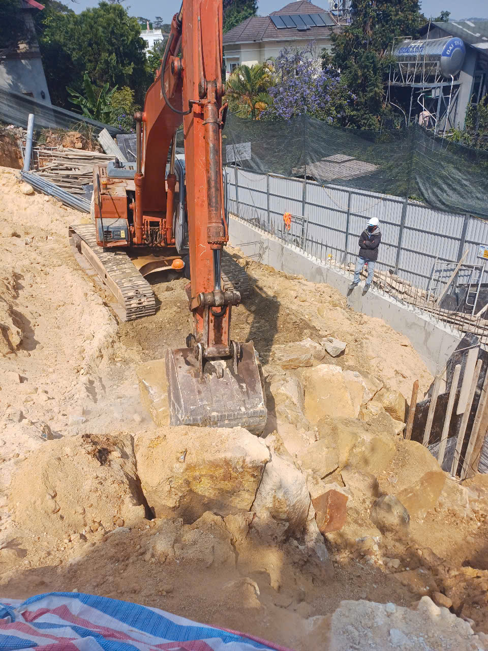 Kè bê tông Đà Lạt