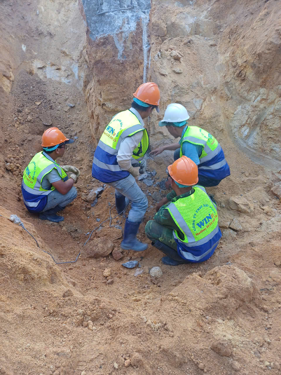 Kè bê tông Đà Lạt