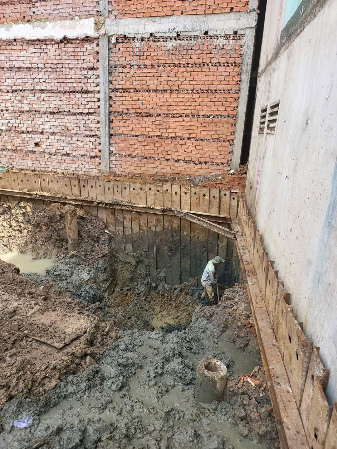 Giải pháp ép cừ kết hợp hệ chống tầng hầm Đà Lạt